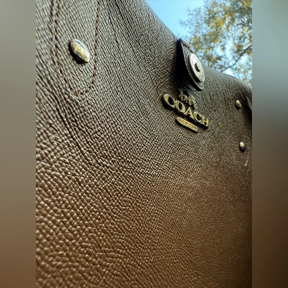 STAR WARS X COACH TOTE BLACK SILVER EUC - Picture 11 of 13